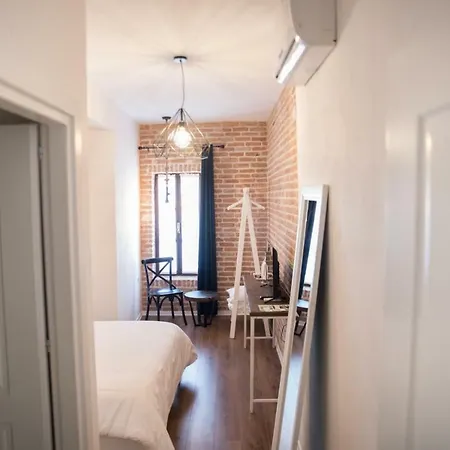 Old Bazaar Guest house Korce